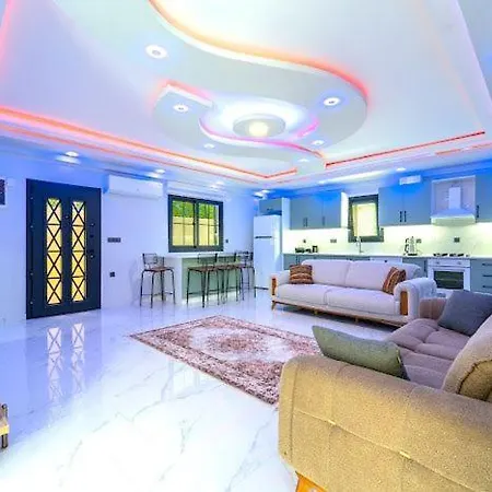 Sel Apartment *